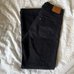 Levi’s Ribcage Straight Ankle Jeans